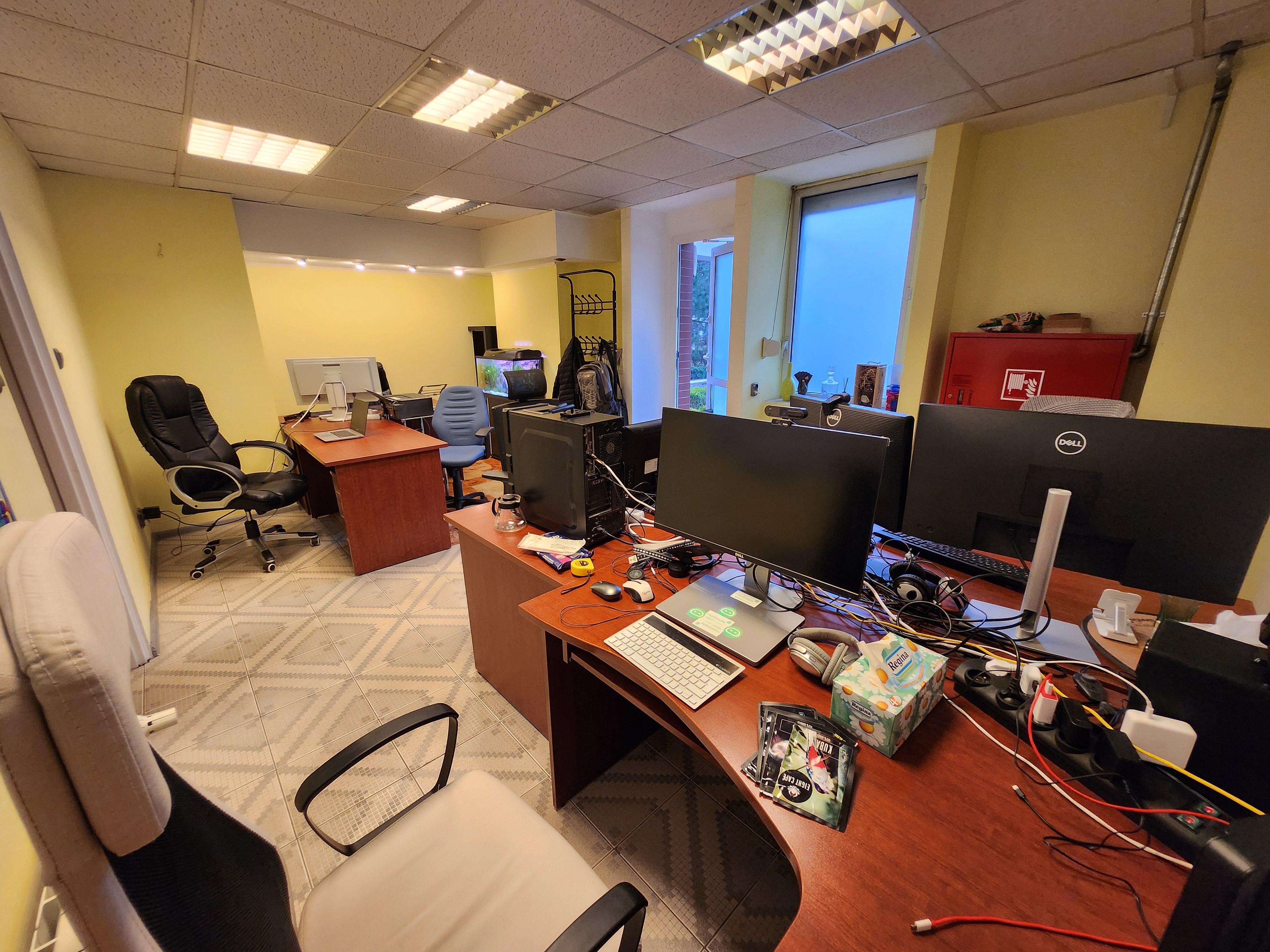 Cozy working space 5